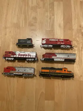 18743ccx Athearn Ho Scale Mixed Lot 36 Model Trains Locomotives Cars Multicolor
