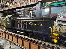 Lionel 023922065377 2433995 - Legacy Sw8 Diesel Locomotive Inch Lackawanna #500 Black