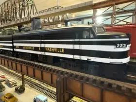 2533981 Lionel 023922076687 - Legacy Fa-2 Aa Diesel Set Inch Louisville And Nashville #223/337