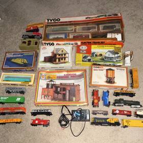 Tyco Model Power Con-cor Heljan Ahm 9803 Con-cor Ho Scale Train Mixed Lot