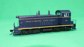 Walthers 616374210749 Ho 910-10623 - Mainline Emd Nw2 Diesel Locomotive Inch Baltimore &