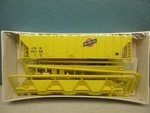 Walthers PS-2CD 4427 Covered Hopper Cnw #932-5703 New. Price: $9.95.